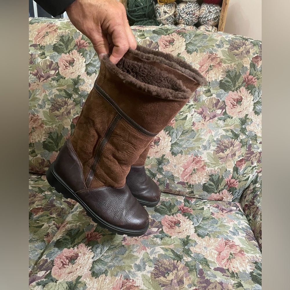 La CANADIENNE Brown Winter Boots